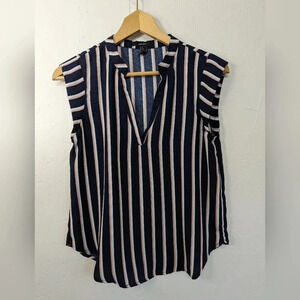 Forever 21 Navy striped sleeveless, v neck blouse, women's size extra small T24
